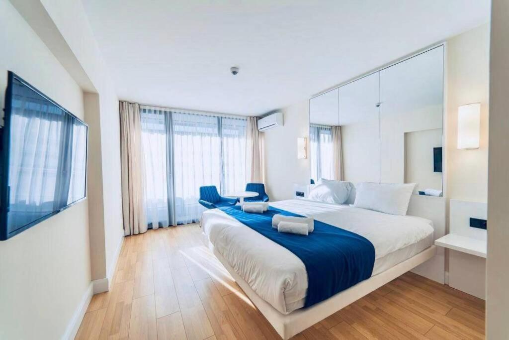 Best House Orbi City Aparthotel Batumi Exteriör bild