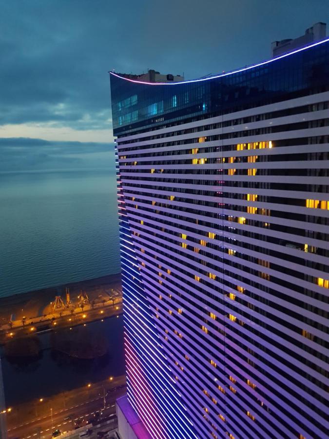 Best House Orbi City Aparthotel Batumi Exteriör bild